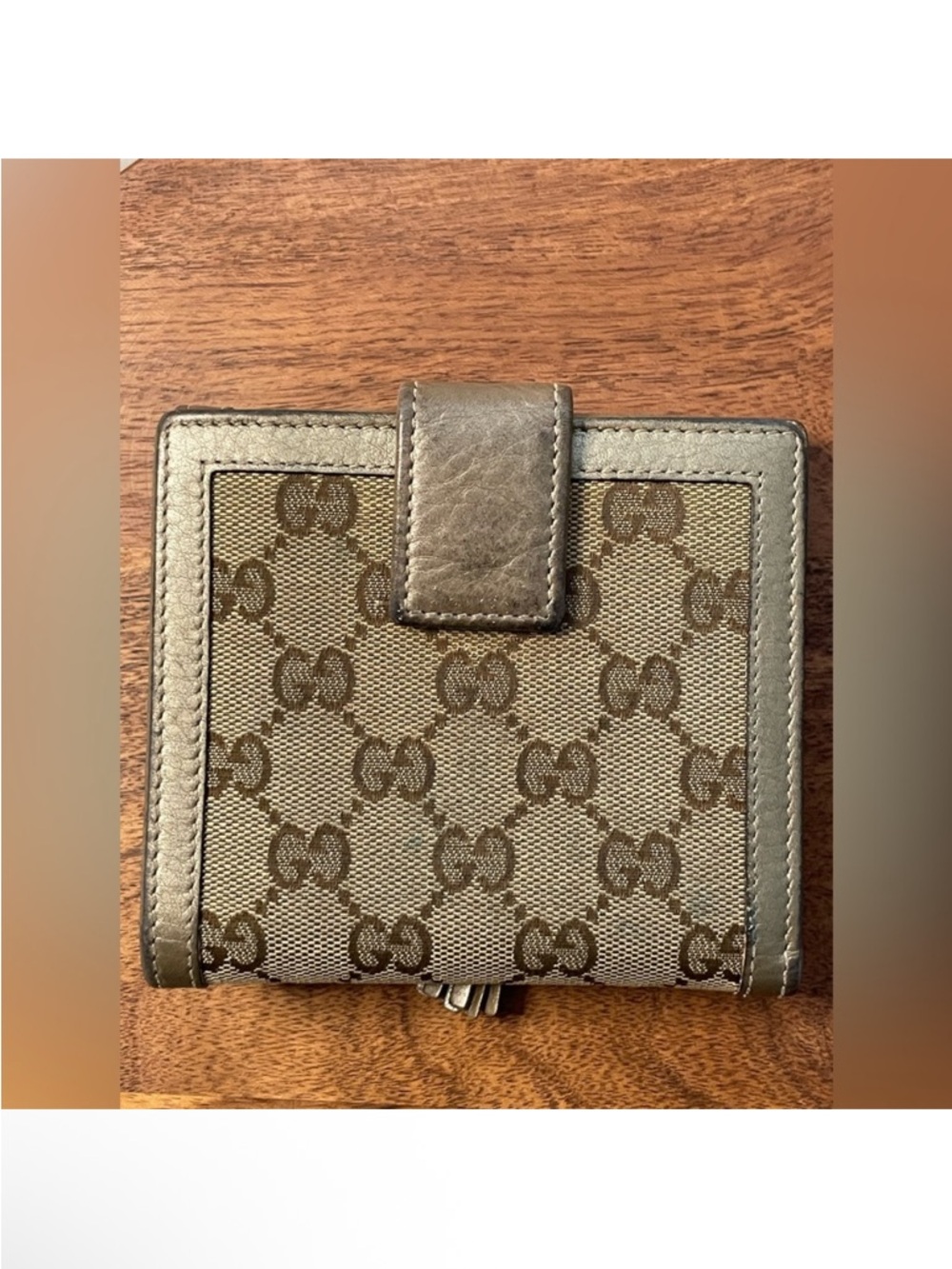 ✨ Diva’s essentials👆AUTHENTIC GUCCI BAMBOO TASSEL WALLET | Beige Taupe✨ - Picture 5 of 15